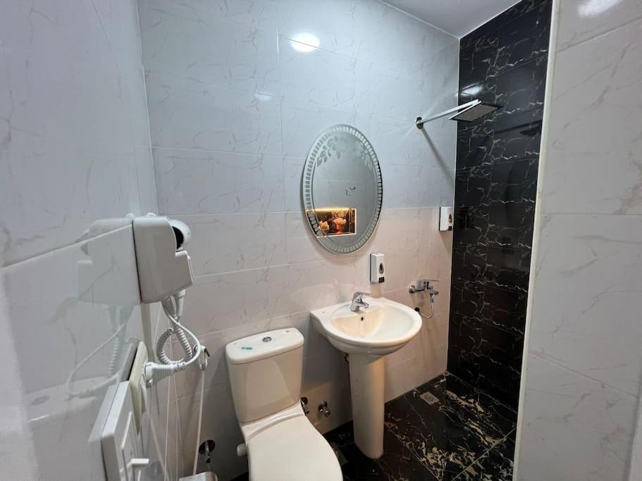 Luxury Apartment Downtown ไคโร ภายนอก รูปภาพ